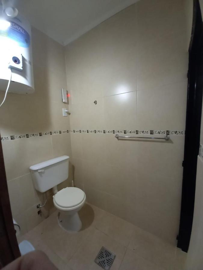 Apartamentos Willy - En Zona Residencial Con Estacionamiento Мендоса Экстерьер фото