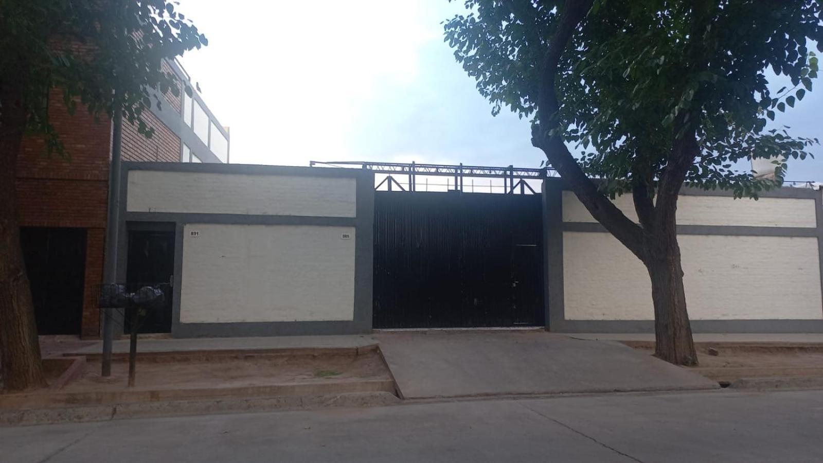 Apartamentos Willy - En Zona Residencial Con Estacionamiento Мендоса Экстерьер фото